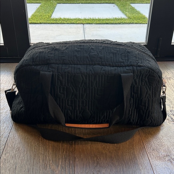 PINK Victoria’s Secret Black Quilted Duffel Bag - Picture 14 of 14